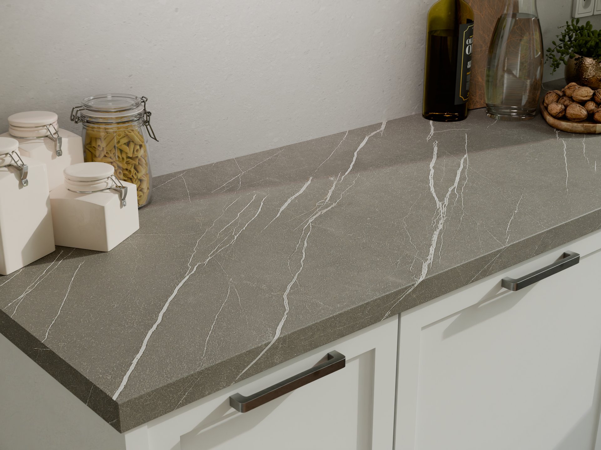 Plan de travail stratifié sur mesure de Sofema avec motifs marbrés.