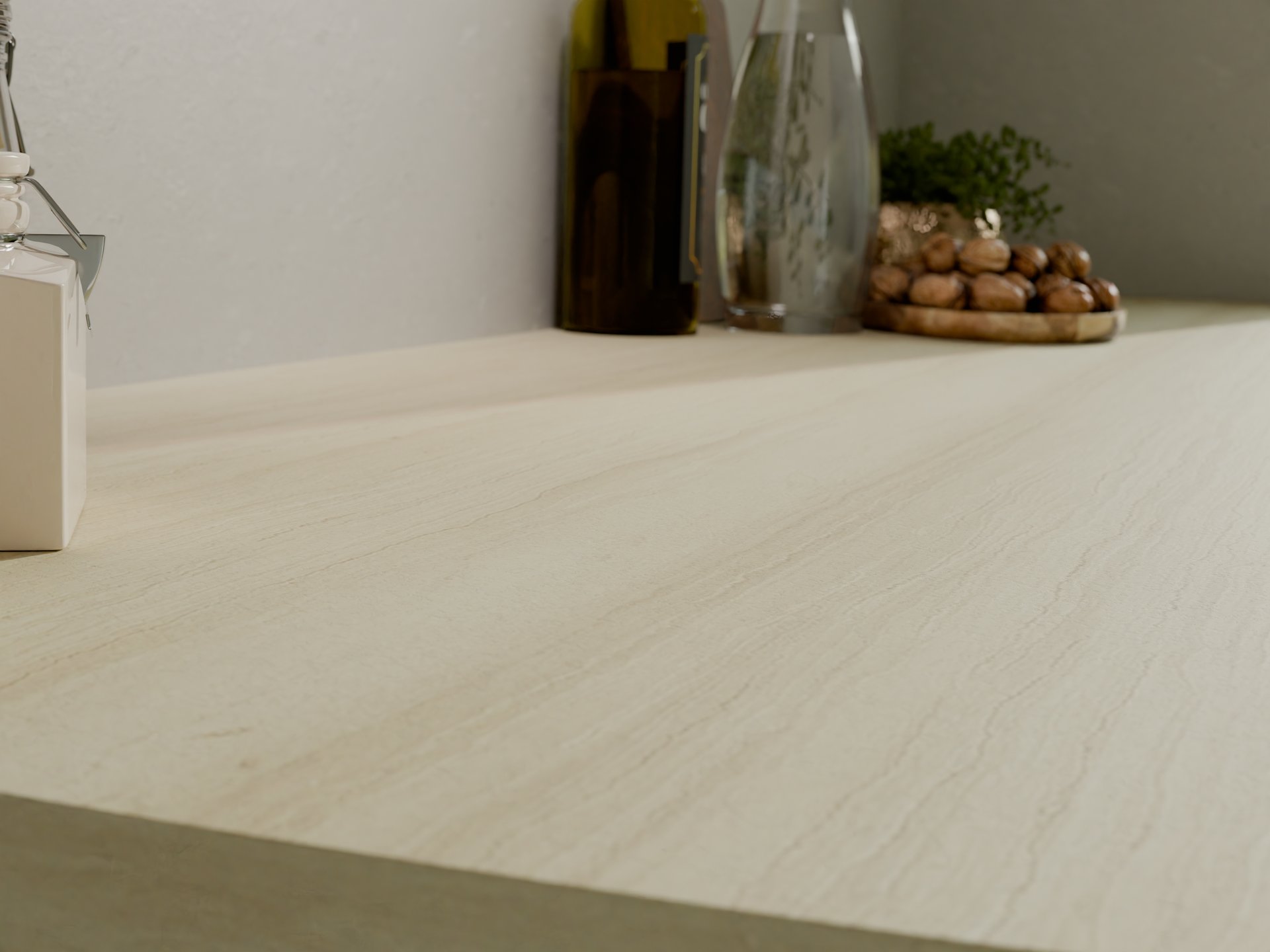 Plan de travail stratifié sur mesure de Sofema, finition claire et élégante.